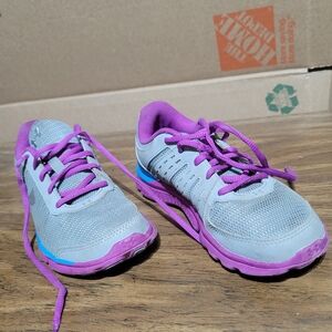 Girls under Armour shoes